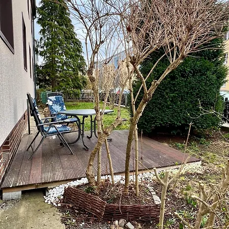 Laubegast Lägenhet *